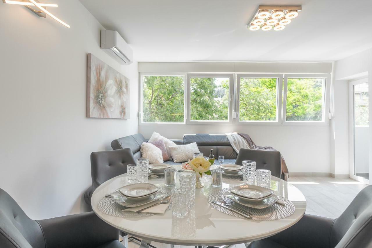 Luxury Apartment Bepo สปลิท ภายนอก รูปภาพ