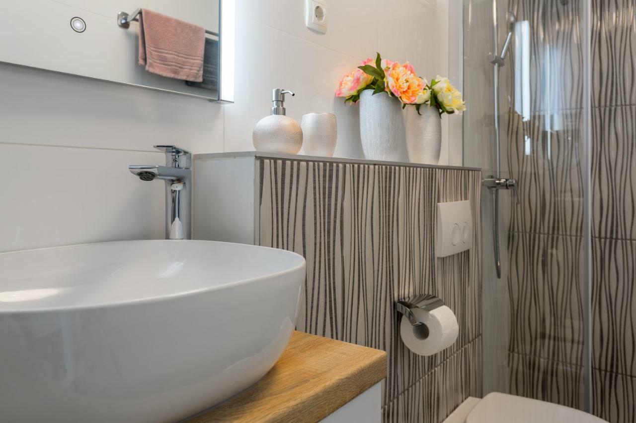 Luxury Apartment Bepo สปลิท ภายนอก รูปภาพ